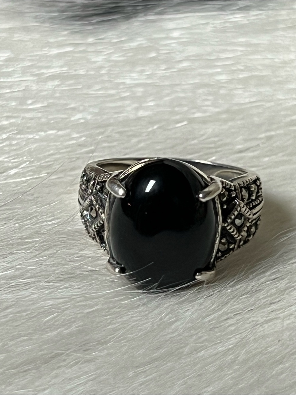Sterling Silver  vintage AVON Black Onyx Statement Ring